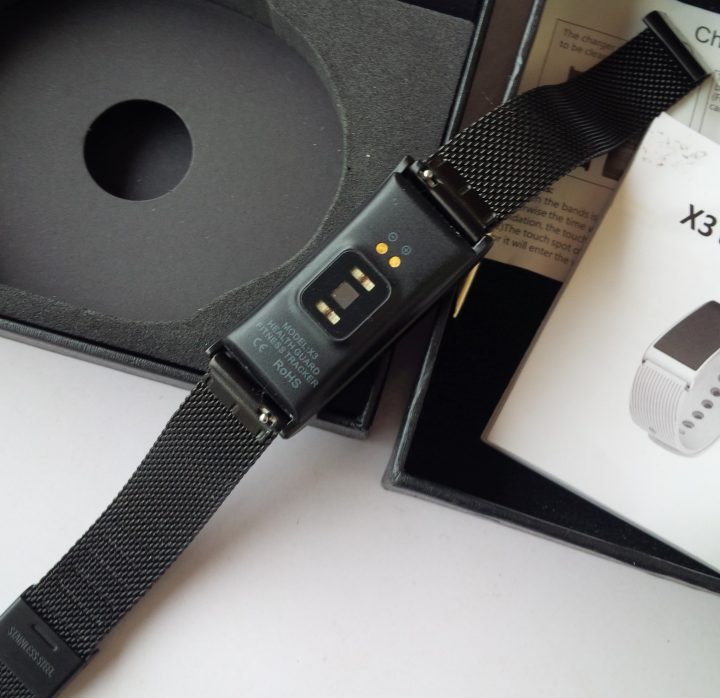 rear view of Diggro X3 Smart Bracelet 