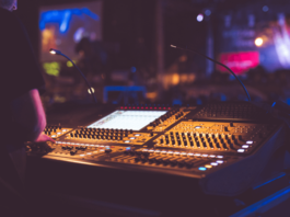 Top 10 DMX Software For Shows and Live Performances