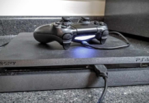 Connect PS4 to multiple devices