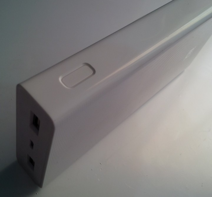 xiaomi Mi 20000mAH mobile power bank's build quality